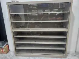 Lemari multi pungsi 1 mtr 40 panjang tinggi nya 1mtr 80