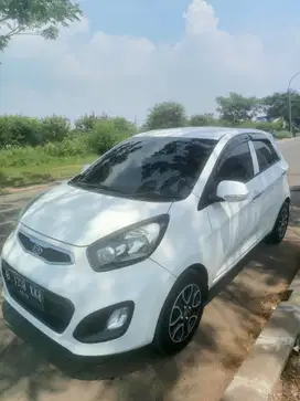 Kia Picanto 2012 Bensin