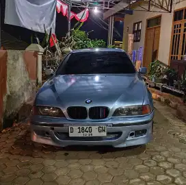 Jual BMW e39 582i 1998