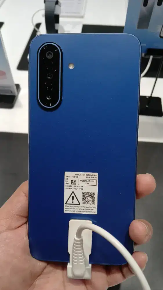 CICILAN SAMSUNG A17 CUMA PAKE KTP AJA, BISA FREE 1-2 KALI CICILAN