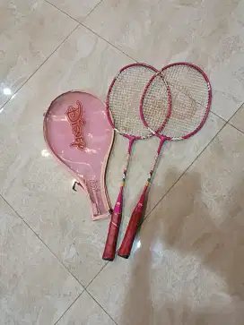 Raket Badminton DisneyPrincess Isi 2 Preloved Bulutangkis Decluttering