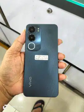 Vivo y19s ram 4+4 internal 128 lengkap original
