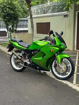 Ninja RR 2004 cbu zx