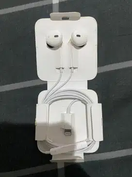 Headset Apple Earpods With Lightning Connector
