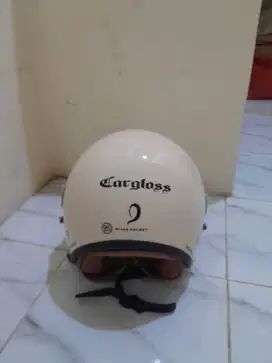 Helm Cargloss second