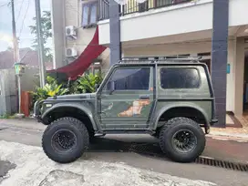 Suzuki Jimny 1984 Bensin
