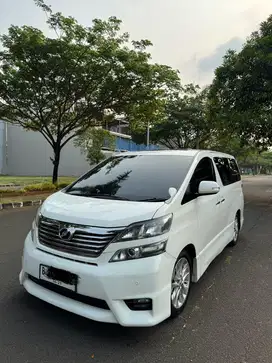 Vellfire 2011 z premium sound