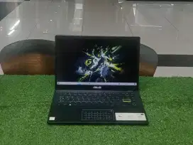 Asus E410M | Celeron N4020 | UHD graphics | Ram 4 GB | Ssd 512 GB