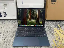 MacBook Air M2 13 Inch 2022 16/256Gb Garansi iBox On 10 Feb 2026