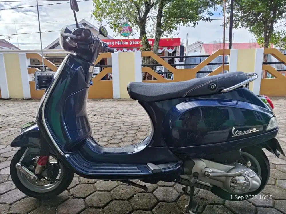 Piagio vespa lx 125