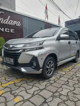 Xenia R deluxe MT 2021 mulus siap pakai