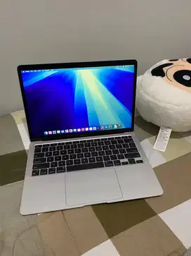 MacBook Air M1 - 8/256