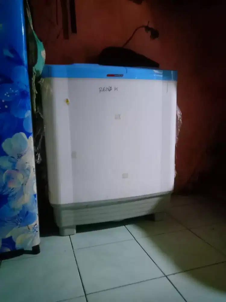 Edisi pindahan kost