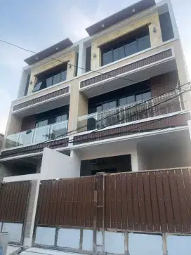 Dijual cepat Rumah Baru Villa Kapuk Mas Desain Modern