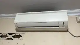 SERVIS AC & KULKAS BERGARANSI