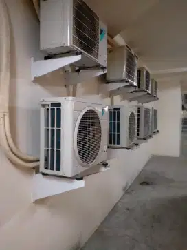 Service AC bongkar pasang AC tukang AC panggilan isi freon AC