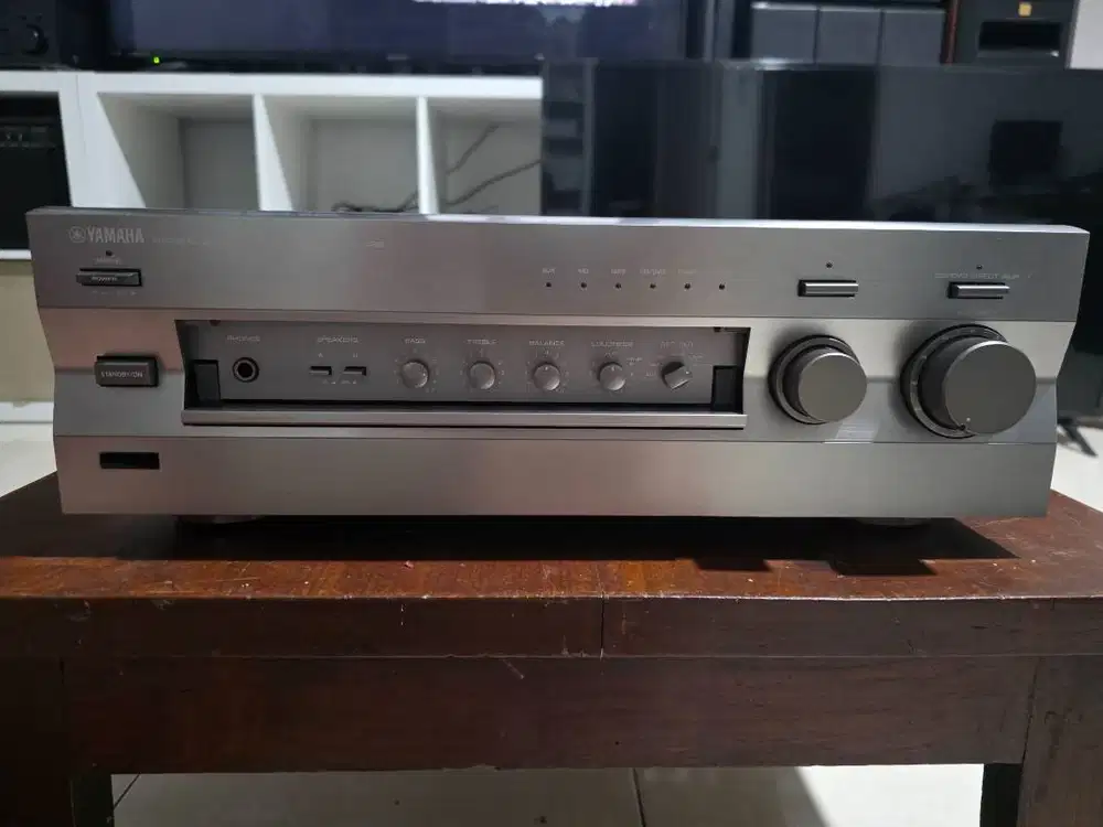 Yamaha AX-496 Natural Sound Stereo Amplifier