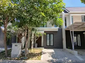 Rumah SHM di Citraland North West Lake, Pakal, Surabaya.