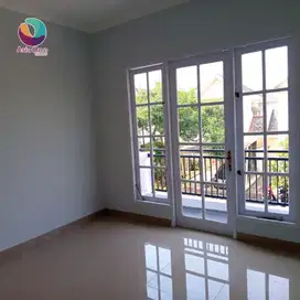 Dijual cepat rumah siap huni sudah renovasi akses pintu tol kotawisata
