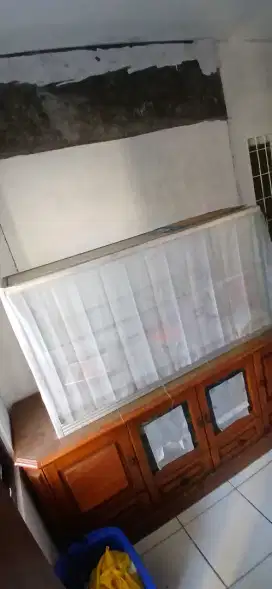 Etalase Kaca  2 Tingkat