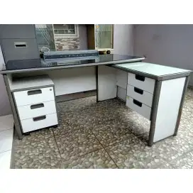 MEJA DIREKTUR L/ MEJA KANTOR L/ MEJA KERJA L