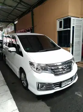 Dp 20 jt Nissan Serena HWS Autech 2.0 At panoramic 2015
