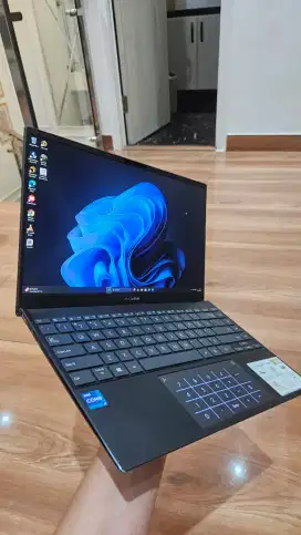 Dijual Laptop Asus Zenbook UX425EA