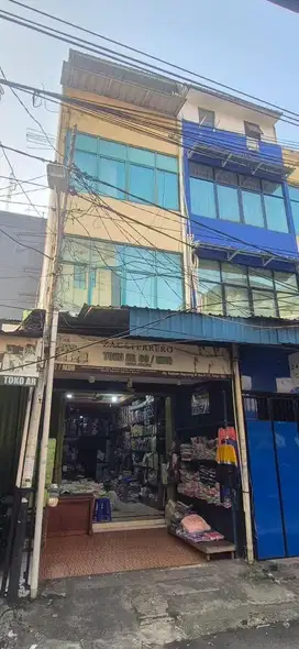 Dijual Cepat Ruko Strategis Dekat Pasar Grosir Tanah Abang
