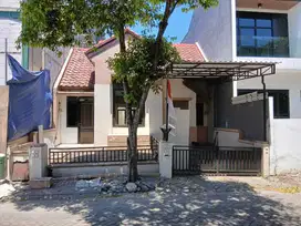 Rumah SHM Sudah Renov SiapHuni CitraLand, Surabaya.