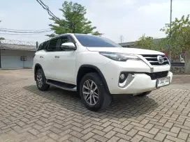 Toyota Fortuner VRZ At Diesel tahun 2017