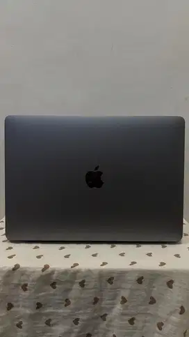 Macbook Pro Touchbar 13’ 2019 8/128 mulus