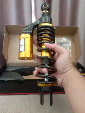 Shockbreaker belakang tabung Race it baru utk matic