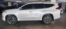 Mitsubishi Pajero Sport 2.4L Dakar 4x2 AT