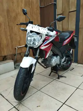 Dijual Yamaha Vixion 2014 Tgn 1 dr Baru Original Mulus Pajak Hidup