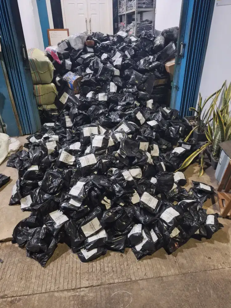 ADMIN DAN KURIR VIAR EXPEDISI PAKET