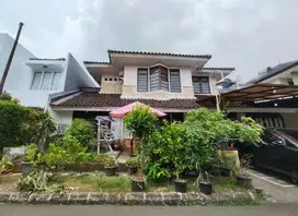 Dilepas Rumah SHM milik Pribadi, di kawasan Bintaro Riverpark