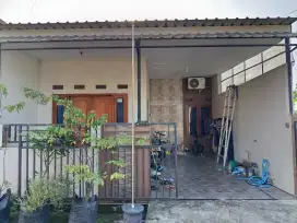 Dijual Cepat Rumah Murah 5 Menit dari Tol Karanganyar (Nego)