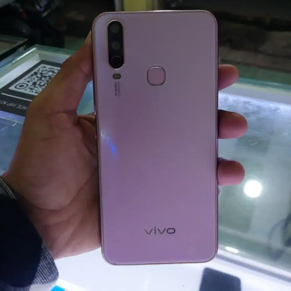 Vivo y17 ram 4/128