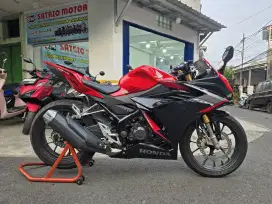 DP MINIM 500 CASH KREDIT NEW HONDA CBR 150R THN 2021 PAJAK IDUP