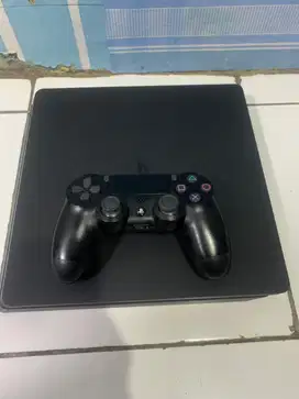 Playstation 4 1 TB Original