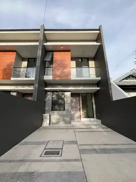RUMAH BARU GRESS NEW NIRWANA 2 LANTAI SHM dkt Baruk Rungkut