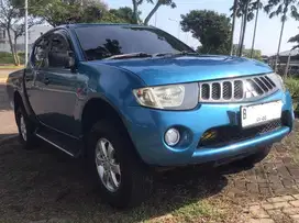 Mitsubishi Strada Triton 2.8 Diesel M/T