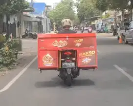 Dicari karyawan yg memiliki motor