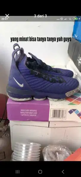 Sepatu Basket Lebron XVI
