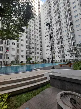 Di sewakan studio semi furnished signature park grande