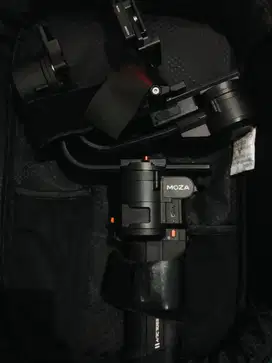 Dijual Moza AirCross 3 Gimbal - Nego
