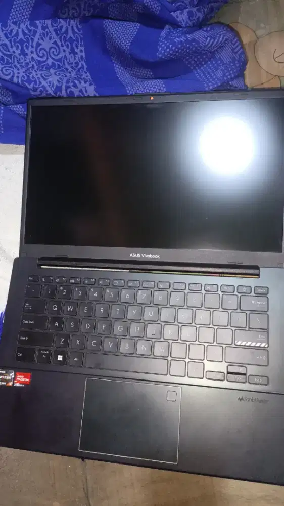 Leptop ASUS vivobook Go 14 Ryzen 5 7000 series