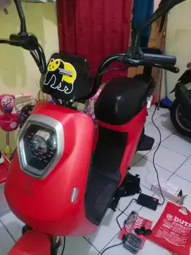Dijual sepeda listrik U-winfly M60