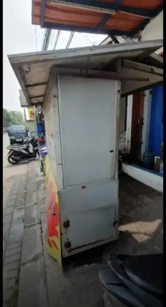 Lowongan kerja Berkah jaga Stand dCabang Poris.WAJiB BERAKHLAK&BERADAB