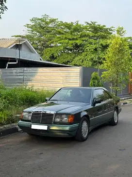 Mercy 300 CE/300coupe